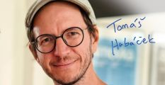 Tomáš Hubáček: Cítím se hlavně jako vypravěč, takže napsat si scénář k vlastnímu filmu je pro mě asi nutnost